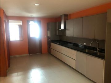 Casa En Venta En Residencial Las Alamedas Cerca De Galerias Serdan