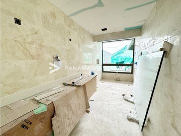 SKYHOMES / OCEAN REEF / VENTA