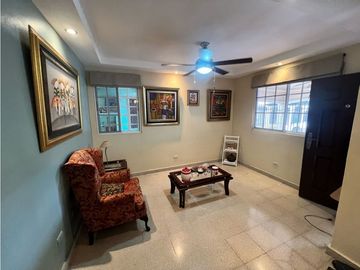 VILLA LUCRE / PASEO DEL VALLE / 157M2 / 3 HABITACIONES / TERRAZA