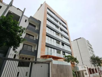 VENTA DEPARTAMENTO DUPLEX EN MIRAFLORES