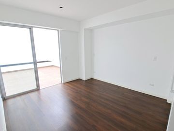VENTA DEPARTAMENTO DUPLEX EN MIRAFLORES