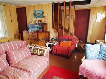 Casa en Venta en LINDA CASA EN EXCELENTE UBICACIÓN / PUERTO VARAS