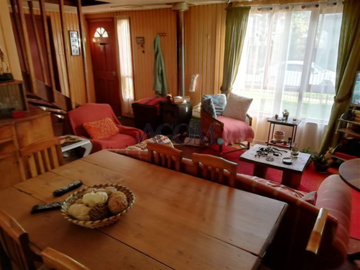 Casa en Venta en LINDA CASA EN EXCELENTE UBICACIÓN / PUERTO VARAS