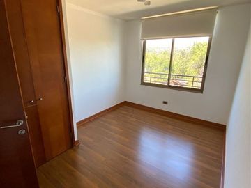 Departamento en Venta en Av. Las Condes - Av. La Dehesa - Mall Sport