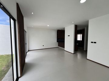 CASA PL EN PRIVADA CENNET GRAND