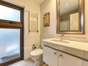 Preciosa casa en excelente terreno