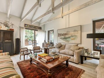 Preciosa casa en excelente terreno