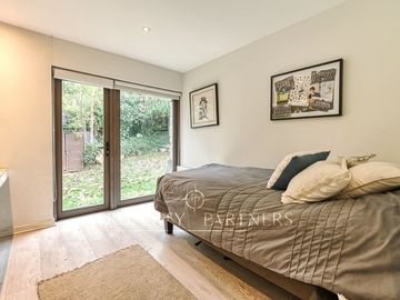 Preciosa casa en excelente terreno