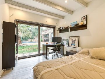 Preciosa casa en excelente terreno