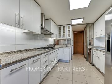 Fantástico duplex con jardín, a pasos de San Benito