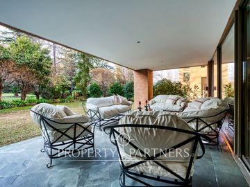 Fantástico duplex con jardín, a pasos de San Benito