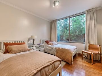 Fantástico duplex con jardín, a pasos de San Benito