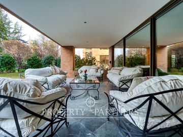 Fantástico duplex con jardín, a pasos de San Benito