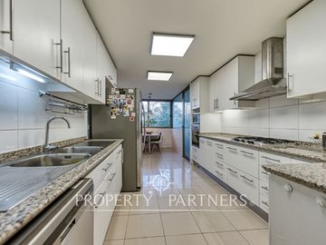 Fantástico duplex con jardín, a pasos de San Benito