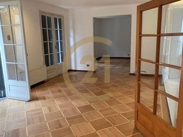 Casa providencia 5D/5B excelente ubicación