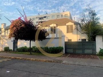 Casa providencia 5D/5B excelente ubicación