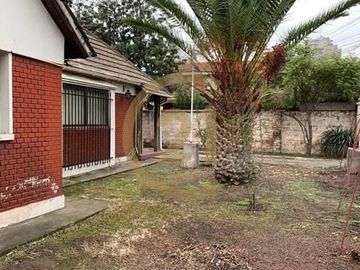 SE VENDE CASA EN BARRIO RESIDENCIAL LA CISTERNA