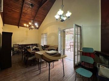SE VENDE CASA EN BARRIO RESIDENCIAL LA CISTERNA