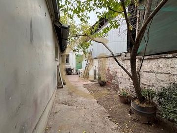 SE VENDE CASA EN BARRIO RESIDENCIAL LA CISTERNA
