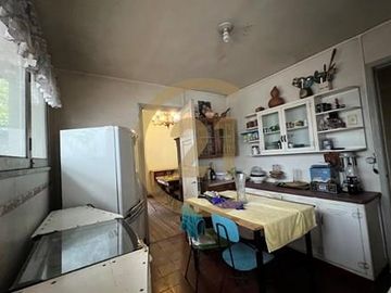 SE VENDE CASA EN BARRIO RESIDENCIAL LA CISTERNA