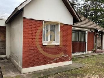 SE VENDE CASA EN BARRIO RESIDENCIAL LA CISTERNA