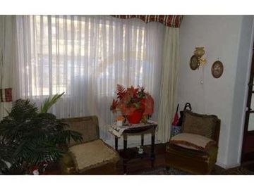 Casa dos pisos ubicada en Centro de Concepción