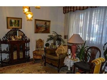 Casa dos pisos ubicada en Centro de Concepción