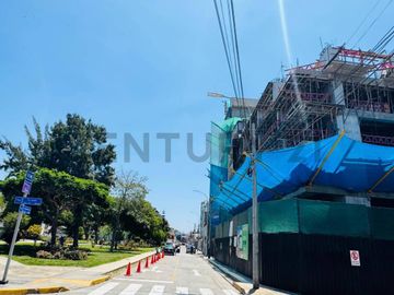 SE VENDE DEPARTAMENTO FRENTE A PARQUE CON BALCON EN SAN MIGUEL