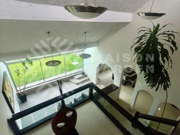 Casa en Venta en Lomas de Valle Escondido, con amplios espacios