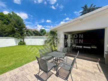 Casa en Venta en Lomas de Valle Escondido, con amplios espacios