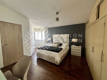 Casa en Venta en Lomas de Valle Escondido, con amplios espacios