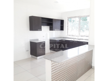 CASA EN SANTIAGO DE VERAGUAS EL ESPINO / CON INTERÉS PREFERENCIAL