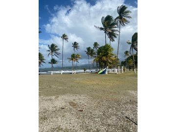 VENTA DE APARTAMENTO DE PLAYA EN COLON