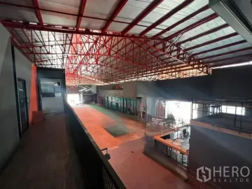 For rent Showroom 1600 sqm in Bang Mueang, Mueang Samut Prakan, Samut Prakan
