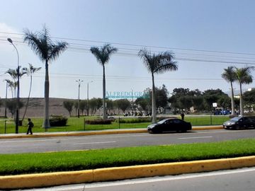 Locales Comerciales Venta AV. La Fontana - LA MOLINA