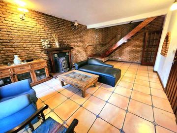 Chalet en venta en Castelar Norte