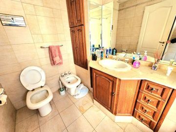 Chalet en venta en Castelar Norte