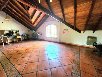 Chalet en venta en Castelar Norte