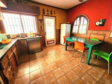 Chalet en venta en Castelar Norte