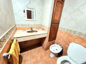 Chalet en venta en Castelar Norte