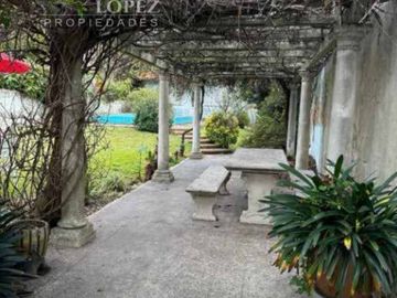 Chalet en venta en Bernal Centro