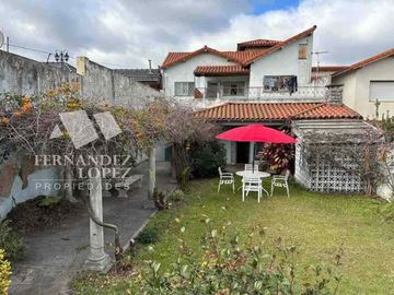 Chalet en venta en Bernal Centro