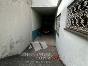 Chalet en venta en Bernal Centro