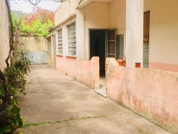 Casa en venta en Lanus Oeste