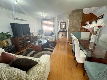 Casa en Venta en En condominio ! Excelente conectividad !!