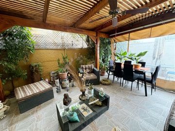 Casa en Venta en En condominio ! Excelente conectividad !!