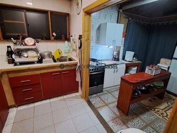Casa en Venta en CASA EN VENTA RECIEN REMODELADA / FRUTILLAR ALT