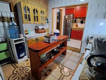 Casa en Venta en CASA EN VENTA RECIEN REMODELADA / FRUTILLAR ALT