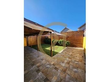 Se vende casa en condominio de Buin Oriente
