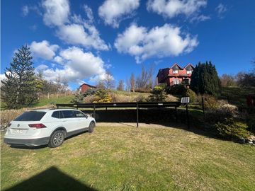 VENTA PARCELA PUCÓN / CASA Y 3 DEPARTAMENTOS